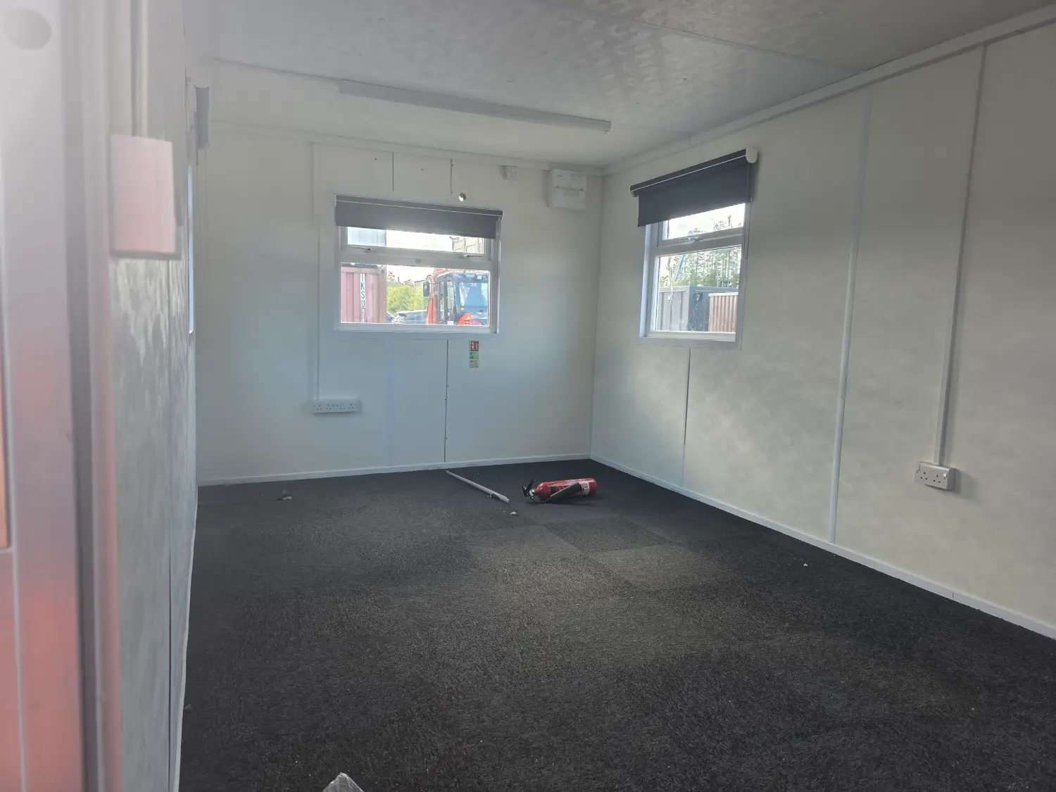 32ft x 10ft Open Plan Plastisol Cabin