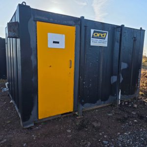 Ex-Hire 2+1 Toilet Block - ORD3674
