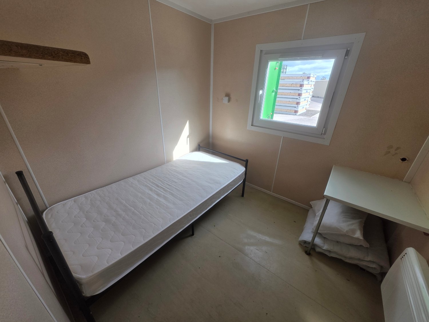 Ex-Hire 24ft Twin Sleeper - Image 5