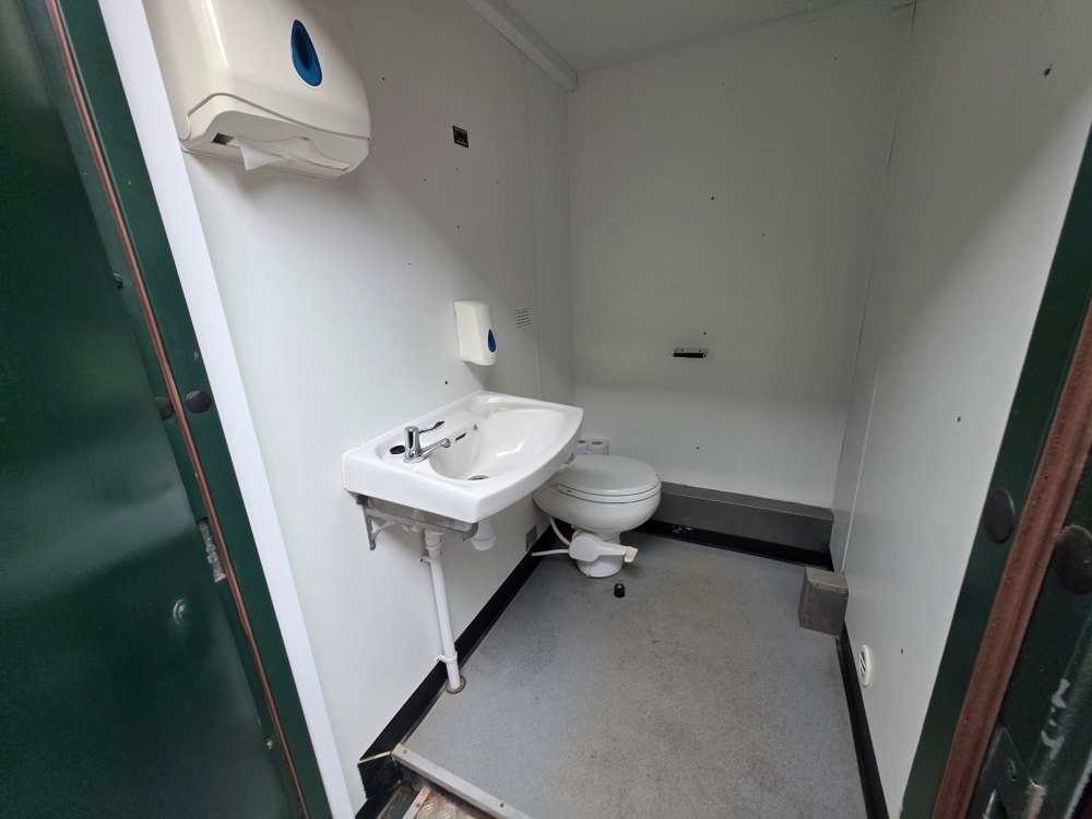 ORD766 - 24ft Static Welfare Unit