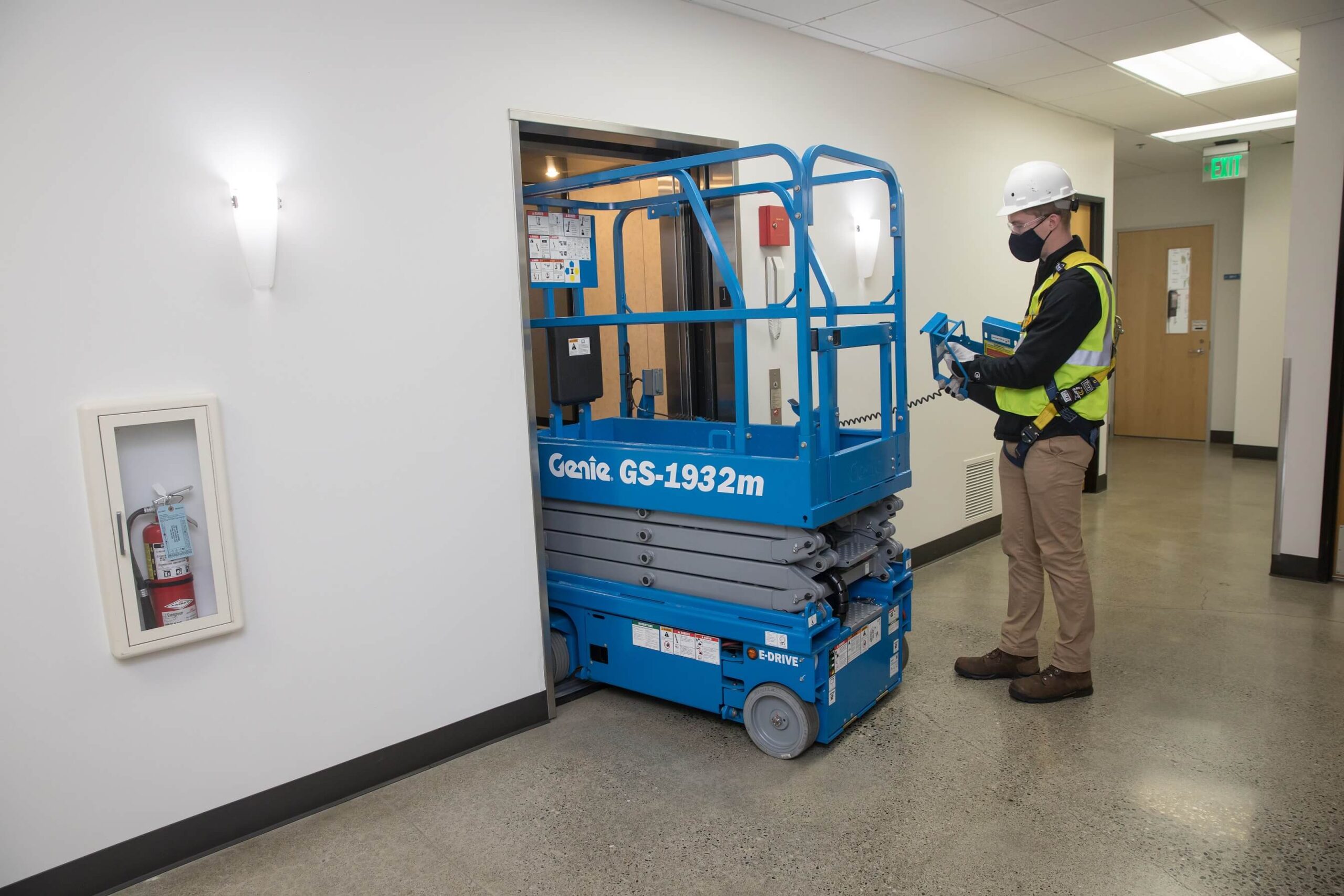 Scissor Lift - Genie GS1932m E-Drive